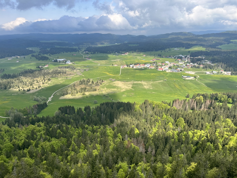 23-05-23 10-42-21 5575